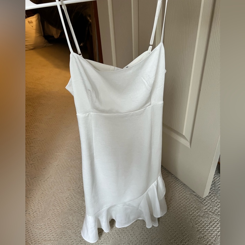 Lovers & Friends Sweetie White Dress XS NWT - Picture 12 of 13